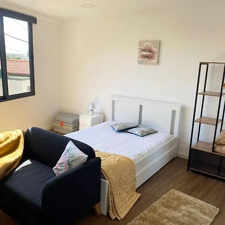 Center W/ Terrace 5 Min *