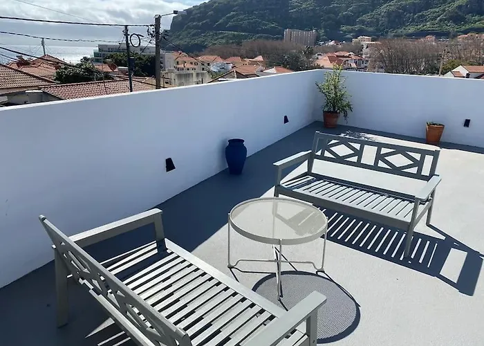 Center W/ Terrace 5 Min Appartement Machico (Madeira)