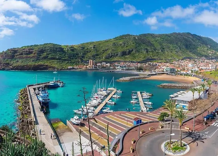 Center W/ Terrace 5 Min Machico (Madeira)